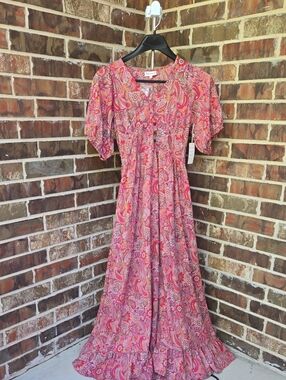 Pink Paisley Print Maxi Dress with Short Puff Sleeves